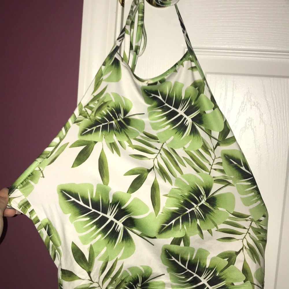 halter top
